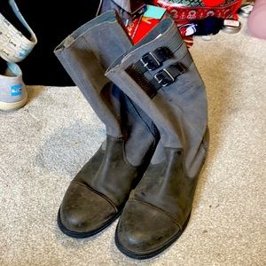 Sorel boots Womens 8.5